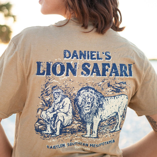 DANIEL'S LION SAFARI TEE